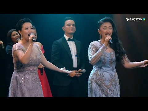 Видео: Әсел әріптестерімен.