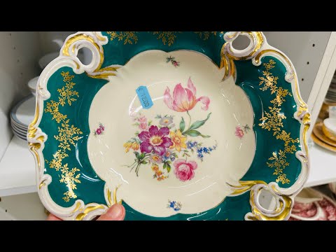 Видео: ЭТО НЕ ПРОСТО МАГАЗИН! РУССКОЯЗЫЧНЫЕ ХОЗЯЕВА И ГОРЫ СОКРОВИЩ.