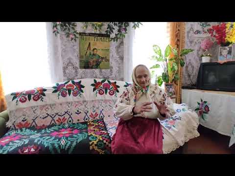 Видео: Женщина в белорусской деревне. Это восторг! Belarusian village woman. .