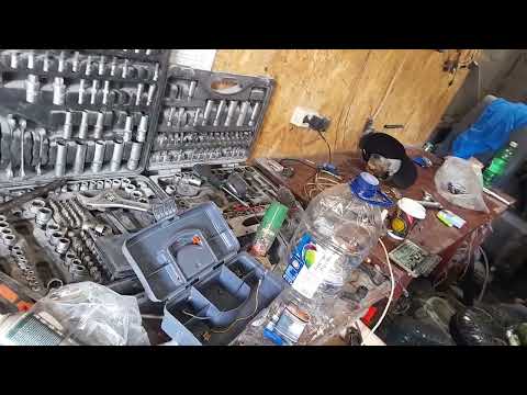 Видео: Установка инжектора Январь 5.1.1 на Ауди 100, 2.3L. Часть 1