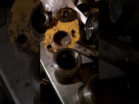 Видео: Ремонт распределителя Р-200 ЭО-2621А