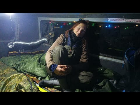 Видео: Щука на резинку. Ночевка в Буханке. Первый снег.