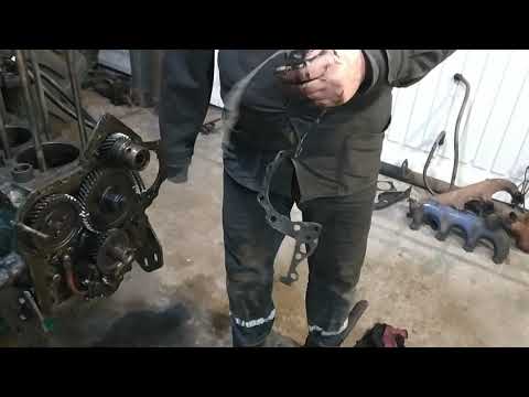 Видео: установка передней крышки двигателя Т-40