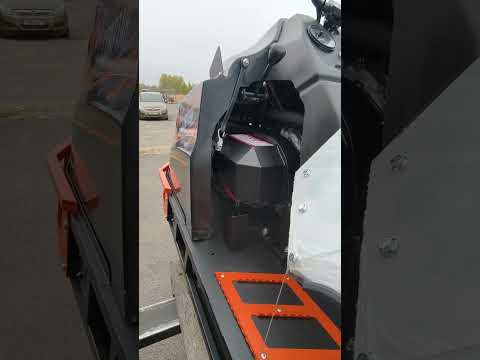 Видео: Снегоход Спартан - не такой как все