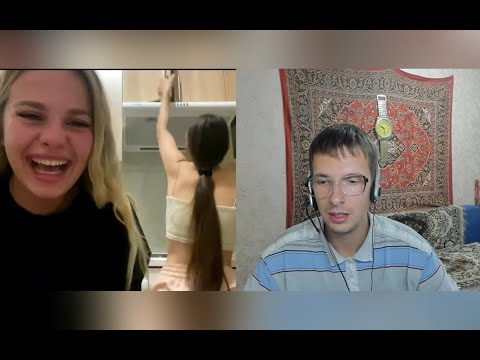 Видео: Девушки сами развели ботана / показал фокус называется