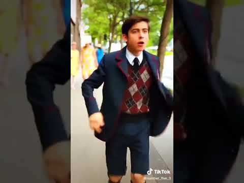 Видео: Тик ток подбородка❤️ Пятый☕️ Питер Пен🔮Ньют🧪