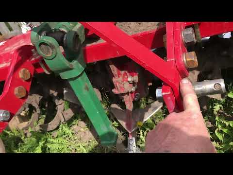 Видео: Китайская почвофреза на трактор т 25