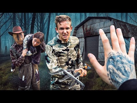 Видео: НАШЛИ ПРОПАВШИХ ПОДРОСТКОВ В ЛЕСУ. ПАЦАН НАБРОСИЛСЯ НА МАНЬЯКА