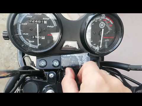 Видео: Установка вольтметра на Yamaha ybr 125 2021