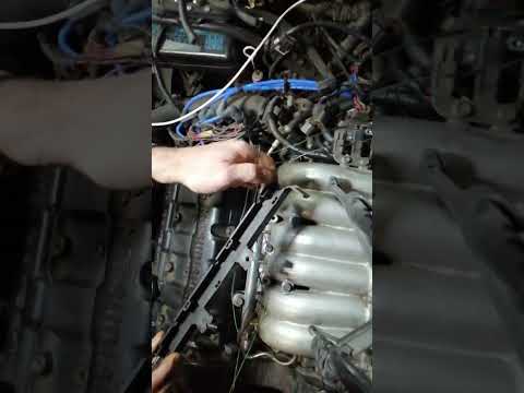 Видео: Небольшой процесс восстановления проводки под капотом Сигмы и мысли в слух.