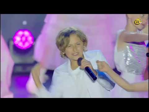 Видео: Александрия - 2024. Вечерний гала-концерт «Только тут такие звезды». Номер «Космический микс»