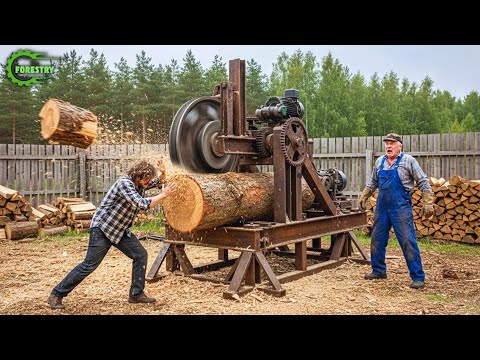 Видео: Самая быстрая и большая машина для обработки дров | Опасная большая бензопила для резки деревьев №15