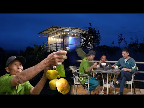 Видео: Первый ужин в нашем новом доме: дядя Мань хорошо зарабатывает, собирая хурму