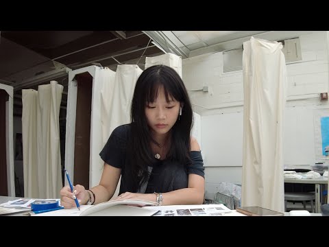 Видео: падение на территории кампуса