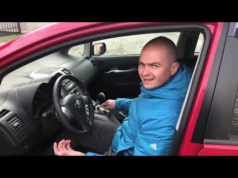 Видео: Toyota Auris, робот- не говно.