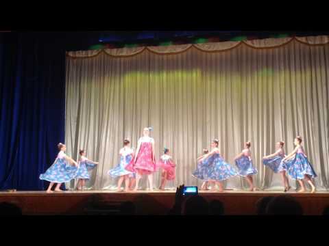 Видео: Коллектив ,,ДРУЖБА,,  танец  ,,в горнице...,,