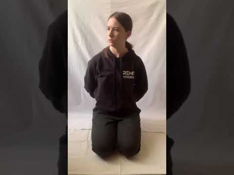 Видео: Чергин Дарина Етюд Я-предмет «Портфель»