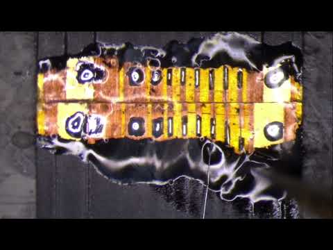 Видео: MacBook Pro 13 A1708 2017 (ремонт Flexgate) нет подсветки под углом 90 градусов