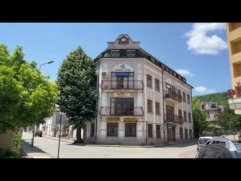Видео: Дряново. Болгария. Обзор и цены на топливо сегодня в Болгарии. Прогулка по городу на машине.