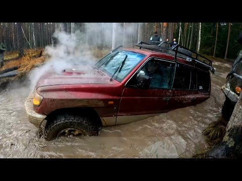 Видео: На стоке туда не надо! Затопленные салоны, порванные тачки! Покатушки в Спб. Жизнь на полном приводе