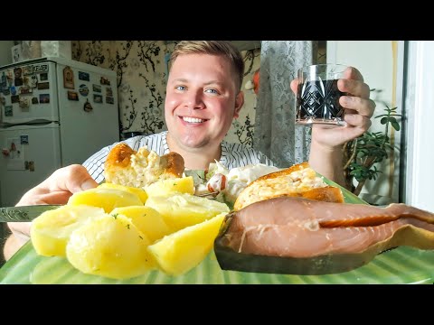 Видео: МУКБАНГ😋 КАРТОФЕЛЬ🥔 РЫБКА КОПЧЁНАЯ🐟 САЛАТ ЦЕЗАРЬ🥗 МИНИ-ПИЦЦА