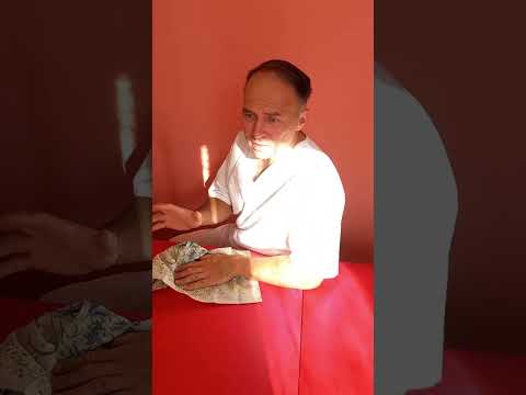 Видео: Упражнения для руки после инсульта видео