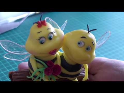 Видео: Пчёлки -  на медовый торт. (Bees - a figurine on a honey cake)