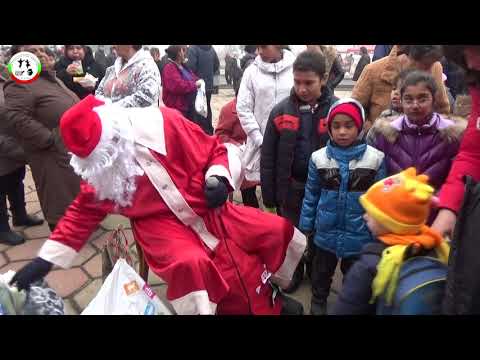Видео: 20.12.2019 г. - Дядо Коледа в село Зетьово