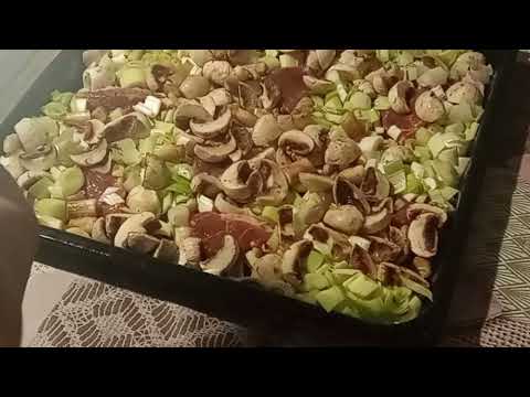 Видео: ОТЛИЧНА ВЕЧЕРЯ /СВИНСКО С ГЪБИ И ПРАЗ. Отличный ужин/свинина с грибами и луком-пореем