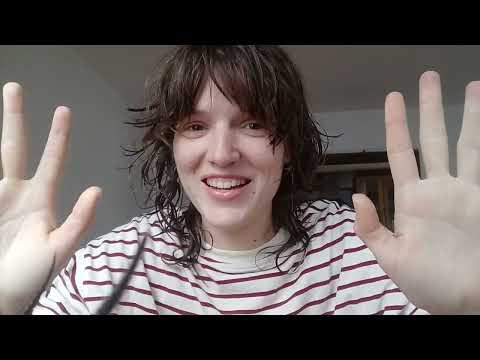 Видео: Работа в детском саду Германии.  Почему я выбрала работу воспитательницы?