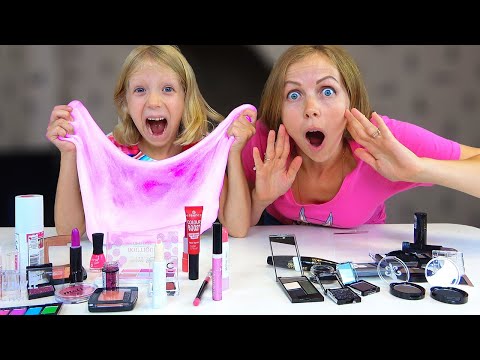 Видео: Милана и МАМА СДЕЛАЛИ СЛАЙМ из КОСМЕТИКИ? Что У них ПОЛУЧИЛОСЬ? Makeup Slime