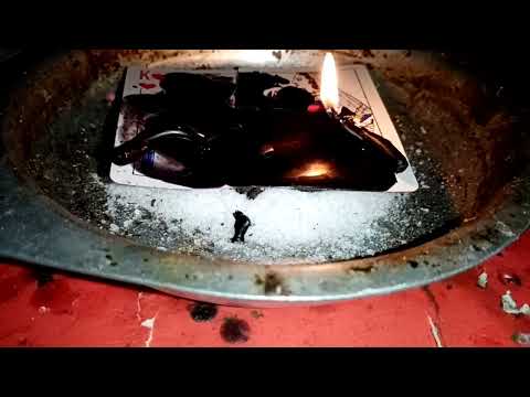 Видео: Отворот от соперницы Онлайн ритуал. Чтобы не было между ними постели