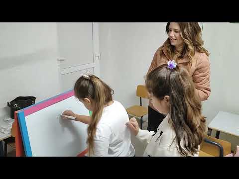 Видео: Учитель року-2026 (відеорезюме).Кавюк Олена. Номінація "Англійська мова"