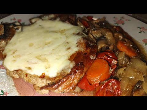 Видео: Крехки пържоли на фурна - топят се в устата!