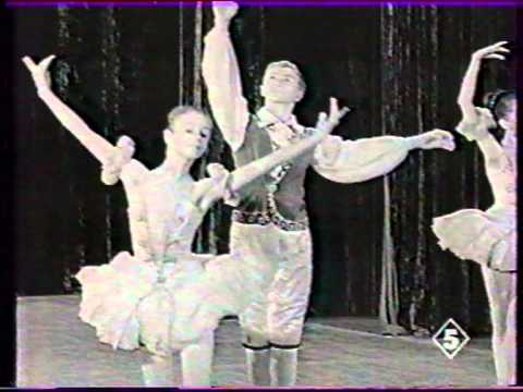 Видео: 1.Vaganova Academy in end of 1960-ЛАХУ им.Вагановой