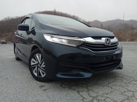 Видео: Обзор Honda Shuttle Hybrid X. Малый расход топлива и удовольствие управления
