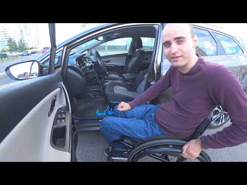 Видео: ШЕЙНИК. КАК ПЕРЕСЕСТЬ В МАШИНУ И СЛОЖИТЬ КОЛЯСКУ.