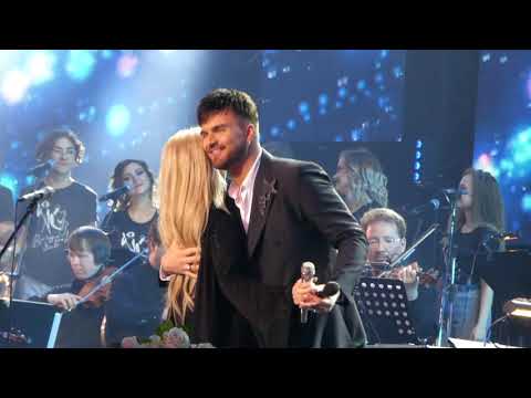 Видео: Л. Долина & А. Панайотов - "Лунная мелодия" + "Цветы под снегом". 25.04.2021. Крокус сити холл