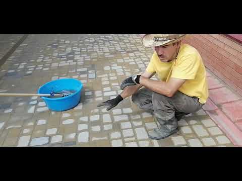 Видео: как не допустить цементный налет на брусчатку.
how to prevent cement plaque on pav