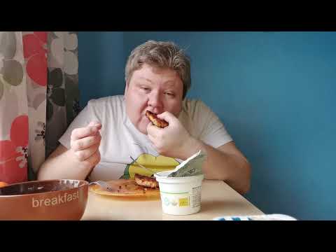 Видео: Стрипсы острые Троекурово и сметана каждый день 10%