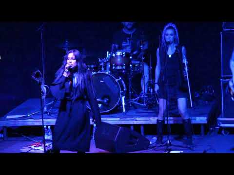 Видео: Линда - Сидите Потише (Live at VAGONKA Club, Russia, Kaliningrad, 29.09.2018)