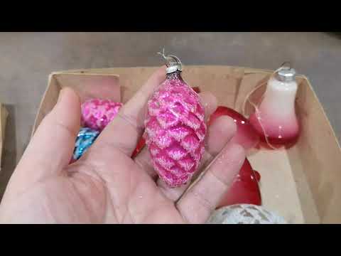 Видео: НАХОДКИ на БЛОШИНОМ рынке в ГЕРМАНИИ! Ёлочные игрушки.