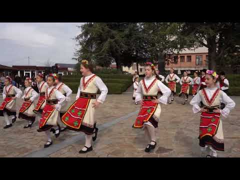 Видео: Танцов състав Аксаково-  Джиновско хоро