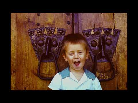 Видео: 1975: Дома и в "сказке"