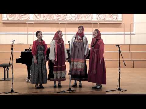 Видео: Запевай, подружка, песню