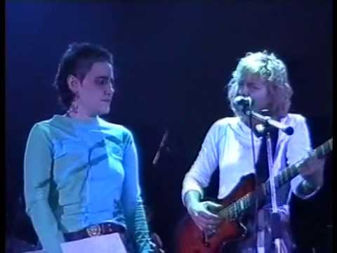 Видео: Светлана Сурганова и Елена Погребижская - Пара гнедых (2005)