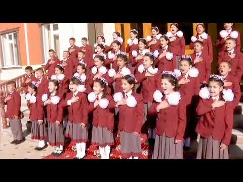 Видео: Хор дар иҷрои мактаббачагони деҳаи Каздон 2023