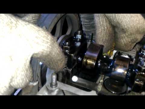 Видео: Регулировка клапанов на Ауди100 С3  1.8 DS, DR