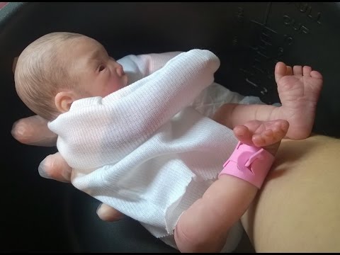 Видео: Кукла ООАК Мадлен (недоношенный ребёнок)/ OOAK doll Madlen (premature baby)