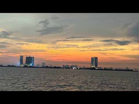 Видео: Маллакский пролив на яхте. Как нас встретила Малайзия.